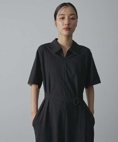 UNITED TOKYO(ユナイテッドトウキョウ)の「【残りわずか!】《2way》Cargo Belted Shirt Dress|細見え/ウォッシャブル/ストレッチ/オケージョン/接触冷感/超軽量/半袖/秋服(ワンピース・レディース・グレー/ブラック・1/2)」の4枚目の写真