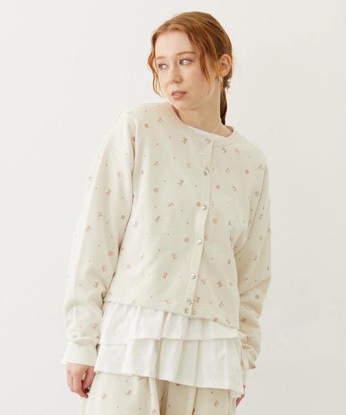 MILKFED.(ミルクフェド)の「EMBROIDERY SWEAT JACKET(スウェット・レディース・オフホワイト/ライトブルー/ブラック・ONE SIZE)」の2枚目の写真