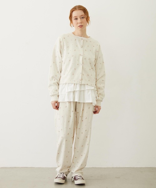 MILKFED.(ミルクフェド)の「EMBROIDERY SWEAT JACKET(スウェット・レディース・オフホワイト/ライトブルー/ブラック・ONE SIZE)」の11枚目の写真