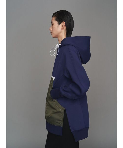 UN3D.（アンスリード）の「KANGAROO POCKET HOODIE / カンガルーポケットフーディー（パーカー・レディース・グレー/ネイビー/ブラック・38/36）」の4枚目の写真