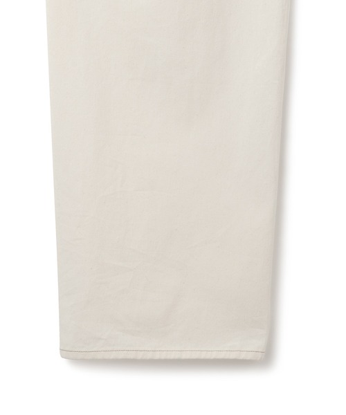 ADAM ET ROPE'(アダムエロペ)の「【WEB限定】バイカラーサロペット(サロペット/オーバーオール・レディース・オフホワイト/ブルー系その他・36/38)」の22枚目の写真