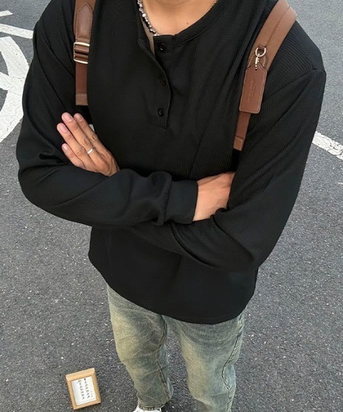 SHEPP(シープ)の「ビッグシルエットワッフル無地ヘンリーネックロンT(Tシャツ/カットソー・メンズ・ホワイト/グレー/ブラック・M/L)」の18枚目の写真