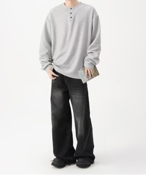 SHEPP(シープ)の「ビッグシルエットワッフル無地ヘンリーネックロンT(Tシャツ/カットソー・メンズ・ホワイト/グレー/ブラック・M/L)」の8枚目の写真