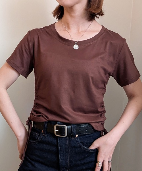 styiro（スタイロ）の「サイド絞りダブルフェイスチビTシャツ トップス ショート丈（Tシャツ/カットソー・レディース・ブラック/ブラウン/ホワイト・M/XL）」の14枚目の写真