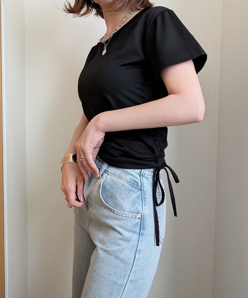 styiro（スタイロ）の「サイド絞りダブルフェイスチビTシャツ トップス ショート丈（Tシャツ/カットソー・レディース・ブラック/ブラウン/ホワイト・M/XL）」の5枚目の写真