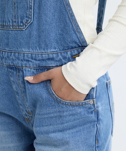 BILLABONG(ビラボン)の「BILLABONG レディース OVERALL DENIM デニムパンツ 【2025年秋冬モデル】/ビラボンストレートシルエットオーバーオール(サロペット/オーバーオール・レディース・インディゴブルー/ブルー・MEDIUM/LARGE)」の10枚目の写真