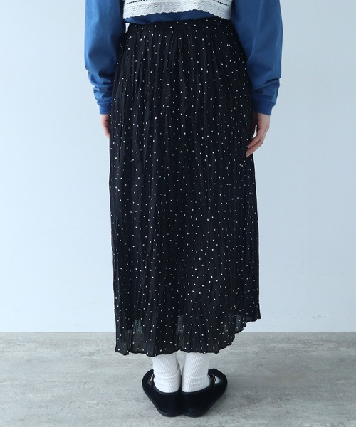 bulle de savon（ビュルデサボン）の「△《early spring》しわしわdot print ランダムタックスカート（スカート・レディース・ブラック・FREE）」の15枚目の写真