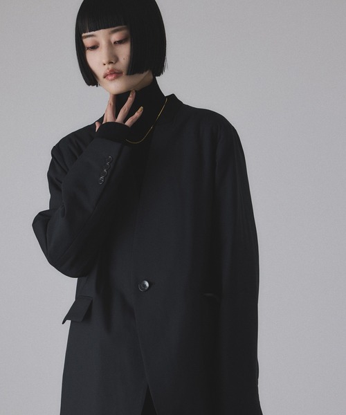 ADAM ET ROPE'（アダムエロペ）の「LIMONTAノーカラーダウンジャケット（ダウンジャケット/コート・レディース・カーキ/ブラック・FREE）」の12枚目の写真