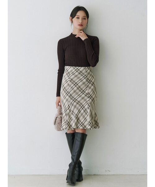 MERCURYDUO（マーキュリーデュオ）の「シアーランダムリブニット（ニット/セーター・レディース・オフホワイト/ダークブラウン/ベビーピンク/ブラック・FREE）」の9枚目の写真