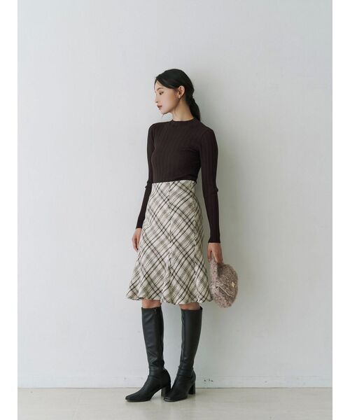 MERCURYDUO（マーキュリーデュオ）の「シアーランダムリブニット（ニット/セーター・レディース・オフホワイト/ダークブラウン/ベビーピンク/ブラック・FREE）」の16枚目の写真