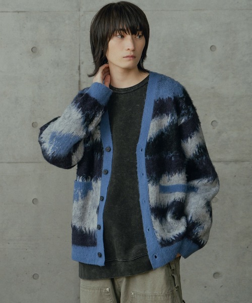 RATTLE TRAP（ラトルトラップ）の「カモフラ風Wジャガードカーディガン（ニット/セーター・メンズ・ネイビー/ボルドー・M/L）」の2枚目の写真