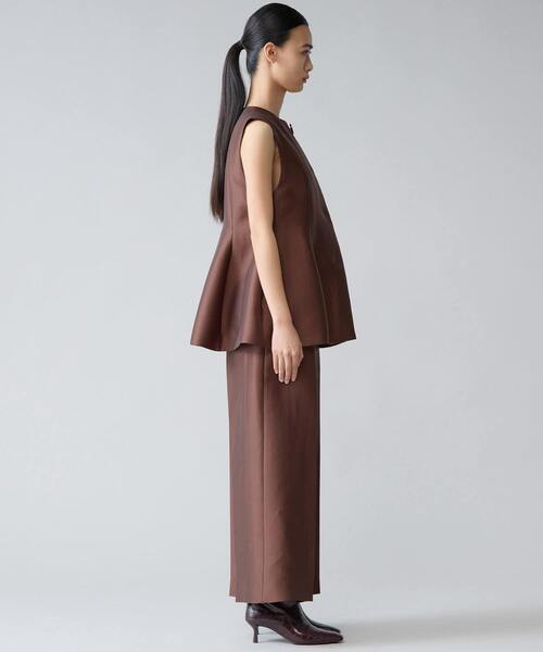 Tiara(ティアラ)の「ワイドパンツ(その他パンツ・レディース・ブラック/ブラウン・2/3)」の8枚目の写真