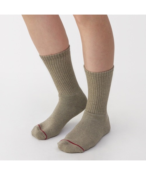 無印良品（ムジルシリョウヒン）の「婦人　足なり直角　あったか綿　厚手靴下（ウール入り・無地）（ソックス/靴下・レディース・グレー/オフホワイト/ブラウン系/ブラック/ダークネイビー/バーガンディー・23-25cm）」の10枚目の写真