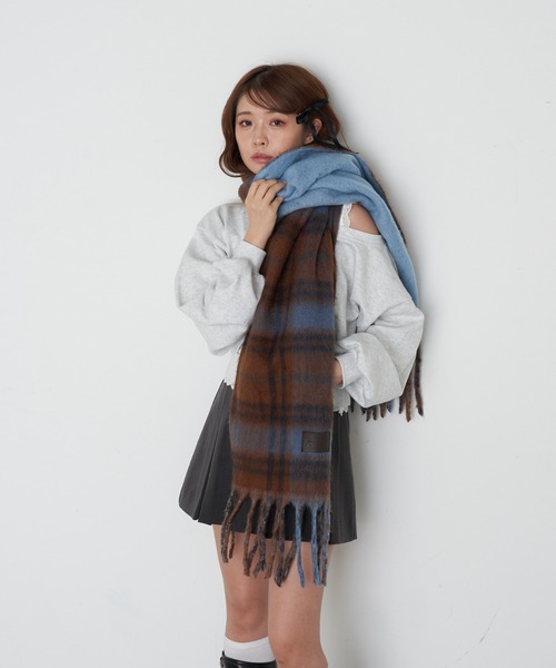 RAY CASSIN(レイカズン)の「リバーシブルチェックマフラー(マフラー・レディース・ブラウン系その他2/ベージュ系その他2・FREE)」の19枚目の写真