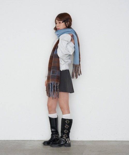 RAY CASSIN(レイカズン)の「リバーシブルチェックマフラー(マフラー・レディース・ブラウン系その他2/ベージュ系その他2・FREE)」の22枚目の写真