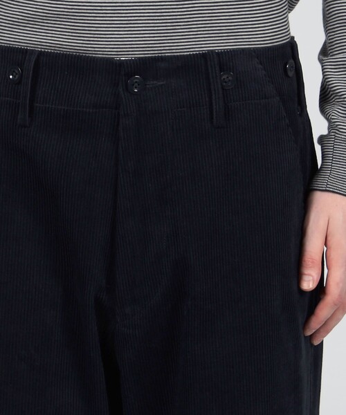 Tangent（タンジェント）の「Tangent JOHAN TAN13°  Swedish cinch back trousers  コットンコーデュロイ ワイドパンツ（その他パンツ・メンズ・ネイビー・50/48/46/44）」の6枚目の写真