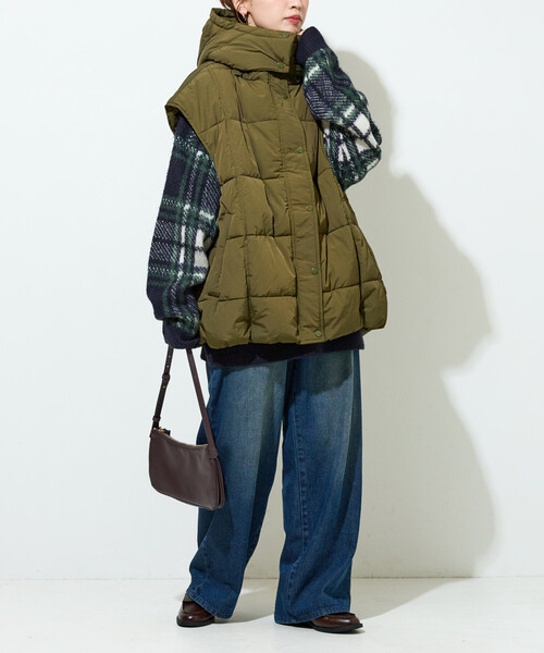 限定展開 中綿キルト ボリューム フーディー ベスト（ダウンベスト