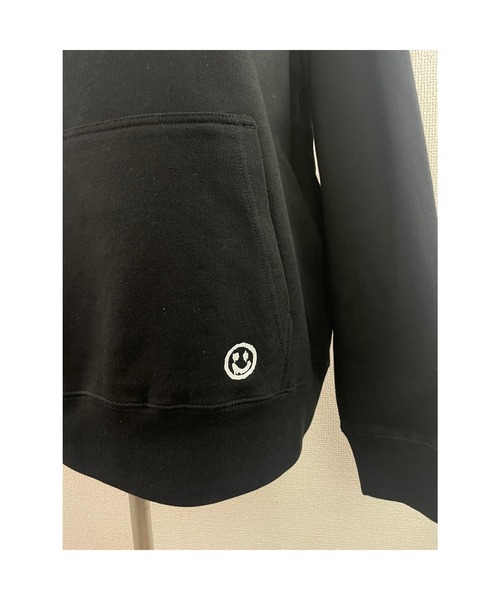 WORLD WIDE LOVE!（ワールドワイドラブ）の「YOURSELF フーディー（パーカー・レディース・ブラック/オートミール/ボルドー・1）」の9枚目の写真