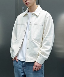 BENUSTA（ベヌスタ）の「A'GEM/9 × .kom 『BENUSTA /ベヌスタ』GEOMETRIC EMBOSS SNAP JACKET/ジオメトリックエンボス スナップジャケット（ブルゾン）」