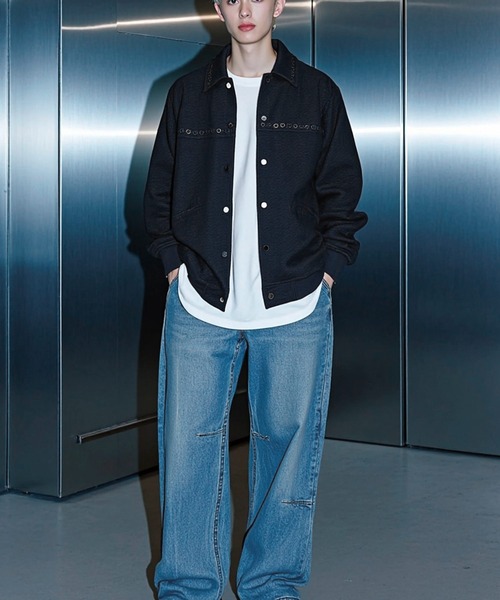 BENUSTA(ベヌスタ)の「A'GEM/9 × .kom 『BENUSTA /ベヌスタ』GEOMETRIC EMBOSS SNAP JACKET/ジオメトリックエンボス スナップジャケット(ブルゾン・メンズ・アイボリー/ブラック・L/XL)」の8枚目の写真