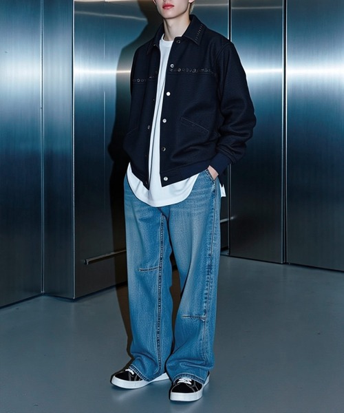 BENUSTA(ベヌスタ)の「A'GEM/9 × .kom 『BENUSTA /ベヌスタ』GEOMETRIC EMBOSS SNAP JACKET/ジオメトリックエンボス スナップジャケット(ブルゾン・メンズ・アイボリー/ブラック・L/XL)」の9枚目の写真