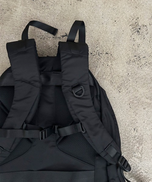 COMMON WARE（コモンウェアー）の「EM:NoiR ノアール Tweak back pack/トゥイーク バックパック（ハンドバッグ・レディース・ブラック・FREE）」の9枚目の写真