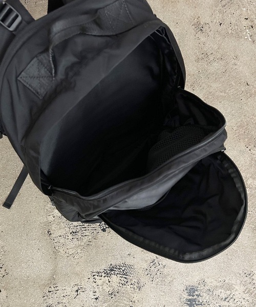 COMMON WARE（コモンウェアー）の「EM:NoiR ノアール Tweak back pack/トゥイーク バックパック（ハンドバッグ・レディース・ブラック・FREE）」の14枚目の写真