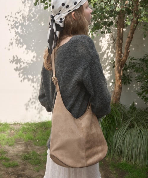 Birthday room（バースデイルーム）の「【ポーチ付き】3wayスエードライクショルダーBAG/3way suedelike shoulder bag（ショルダーバッグ・レディース・ベージュ/ブラウン・FREE）」の11枚目の写真