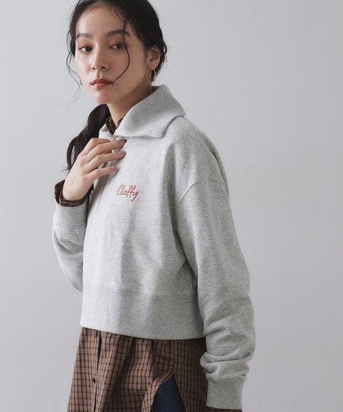 OPAQUE.CLIP(オペークドットクリップ)の「ロゴ刺繍ハーフジップトップス【洗濯機OK】(Tシャツ/カットソー・レディース・ネイビー/グレー・36/38/40)」の3枚目の写真