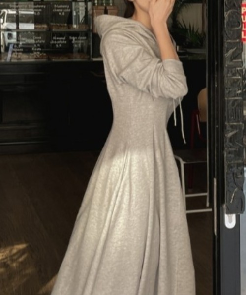 フーディスウェットワンピース