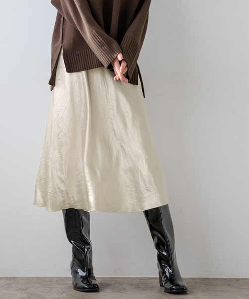 HEREIAM（ヘレイアム）の「【HEREIAM】トレンドのミディ丈と安心ロング丈。/バイヤスサテンスカート（スカート・レディース・ブラウン/アイボリー・SMALL/MEDIUM）」の21枚目の写真