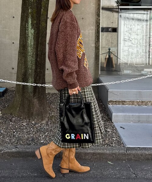 CIAOPANIC(チャオパニック)の「モールカーブカレッジニット(ニット/セーター・レディース・チャコールグレー/ネイビー/ブラウン/グレー/ピンク/アイボリー/サックスブルー・FREE)」の10枚目の写真