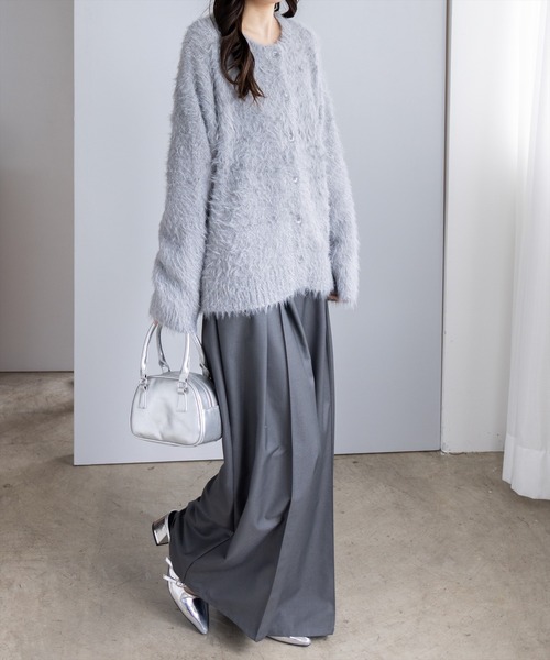 CLEAR BASIC（クリアベーシック）の「グリッターフェザーニットロングカーディガン[オフィスカジュアル 着回し抜群 大人]≪AW新作≫（カーディガン/ボレロ・レディース・アイボリー/グレー・F）」の4枚目の写真