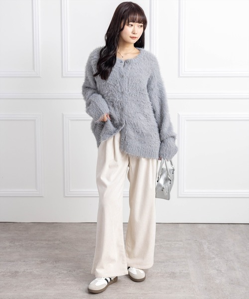 CLEAR BASIC（クリアベーシック）の「グリッターフェザーニットロングカーディガン[オフィスカジュアル 着回し抜群 大人]（カーディガン/ボレロ・レディース・アイボリー/グレー・F）」の18枚目の写真