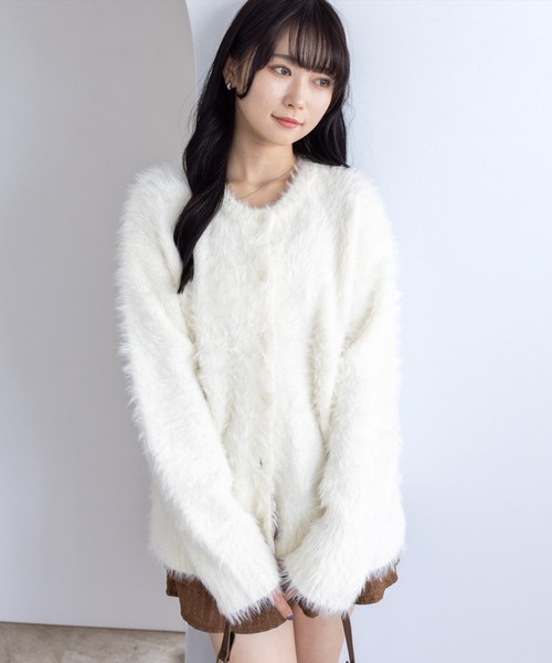 CLEAR BASIC（クリアベーシック）の「グリッターフェザーニットロングカーディガン[オフィスカジュアル 着回し抜群 大人]（カーディガン/ボレロ・レディース・アイボリー/グレー・F）」の21枚目の写真