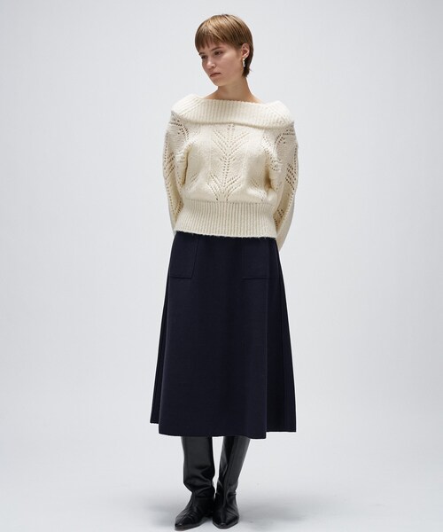 cloenc（クロエンス）の「アイレットオフショルニットプルオーバー（ニット/セーター・レディース・ダークグレー/ベージュ/オフホワイト・02）」の4枚目の写真