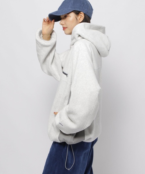 niko and...（ニコアンド）の「ソフトフリース切り替えZIPパーカー（パーカー・レディース・ベージュ/オレンジ/ライトグレー・FREE）」の10枚目の写真