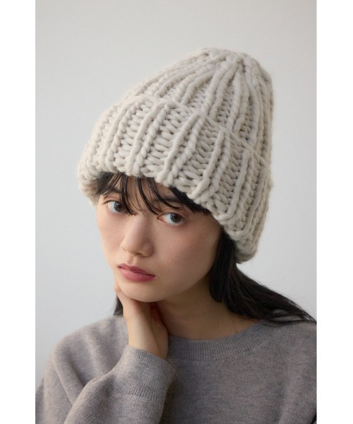 AZUL by moussy（アズールバイマウジー）の「ボリュームヤーンニットワッチ（ニットキャップ/ビーニー・レディース・アイボリー/グレー・FREE）」の4枚目の写真