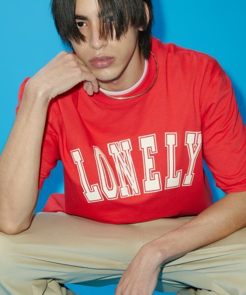 NOHANT(ノアン)の「LONELY/LOVELY SHORT SLEEVE T SHIRT RED CREAM(Tシャツ/カットソー・メンズ・アイボリー・MEDIUM/SMALL/LARGE)」の1枚目の写真
