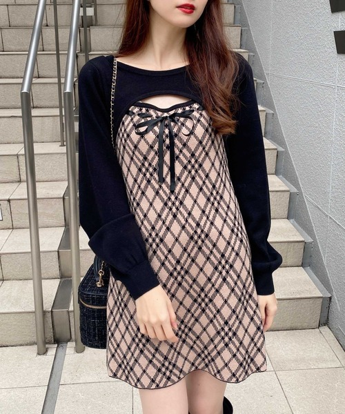 INGNI（イング）の「デコルテオープンチェック柄切替ニットワンピース（ワンピース・レディース・ベージュ系1/ブラウン系その他3/ブラック系その他6・M）」の3枚目の写真