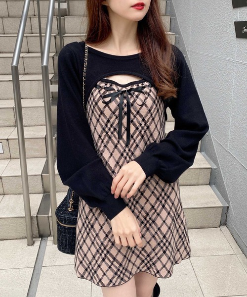 INGNI（イング）の「デコルテオープンチェック柄切替ニットワンピース（ワンピース・レディース・ベージュ系1/ブラウン系その他3/ブラック系その他6・M）」の4枚目の写真