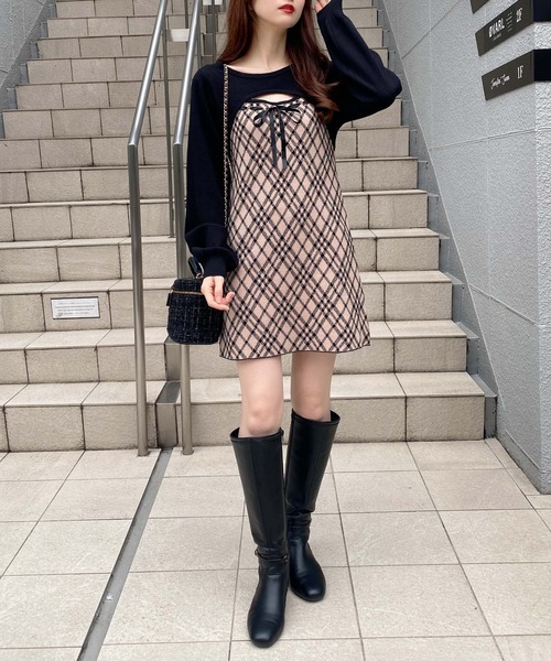 INGNI（イング）の「デコルテオープンチェック柄切替ニットワンピース（ワンピース・レディース・ベージュ系1/ブラウン系その他3/ブラック系その他6・M）」の11枚目の写真