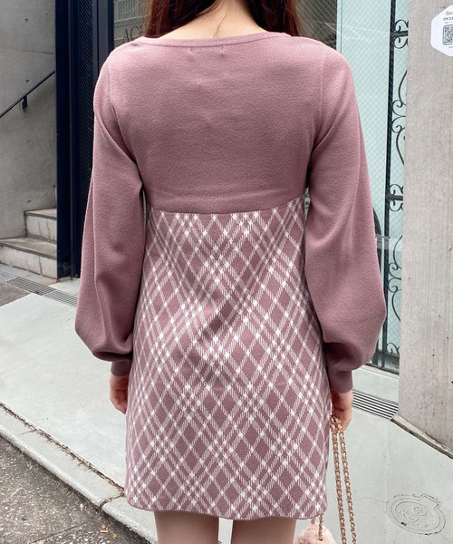 INGNI（イング）の「デコルテオープンチェック柄切替ニットワンピース（ワンピース・レディース・ベージュ系1/ブラウン系その他3/ブラック系その他6・M）」の16枚目の写真