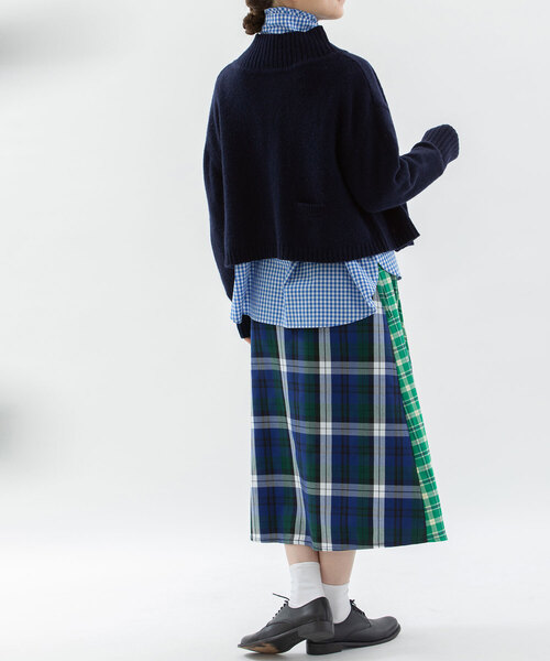 nop de nod(ノップドゥノッド)の「シェットランドウールショート2wayセーター(カーディガン/ボレロ・レディース・アイボリー/ネイビー/レッド/グリーン・M)」の19枚目の写真