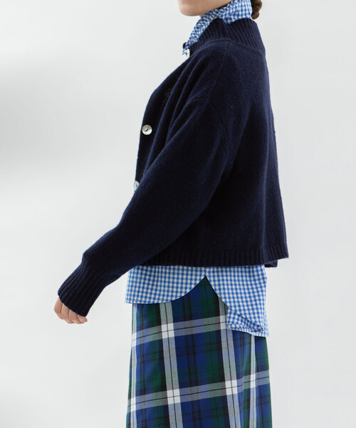 nop de nod(ノップドゥノッド)の「シェットランドウールショート2wayセーター(カーディガン/ボレロ・レディース・アイボリー/ネイビー/レッド/グリーン・M)」の21枚目の写真