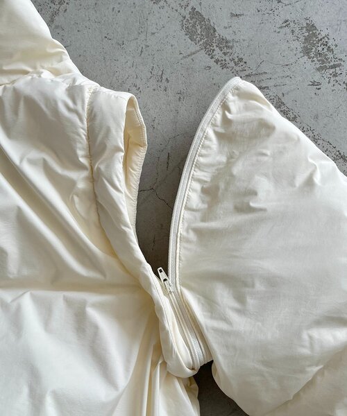 CAPRICIEUX LE'MAGE（カプリシューレマージュ）の「2WAY中綿パフ