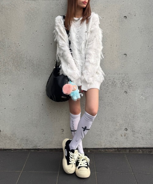 lilful（リルフル）の「フリンジダメージクルーネックニット（ニット/セーター・メンズ・ホワイト/ブラック・F）」の6枚目の写真
