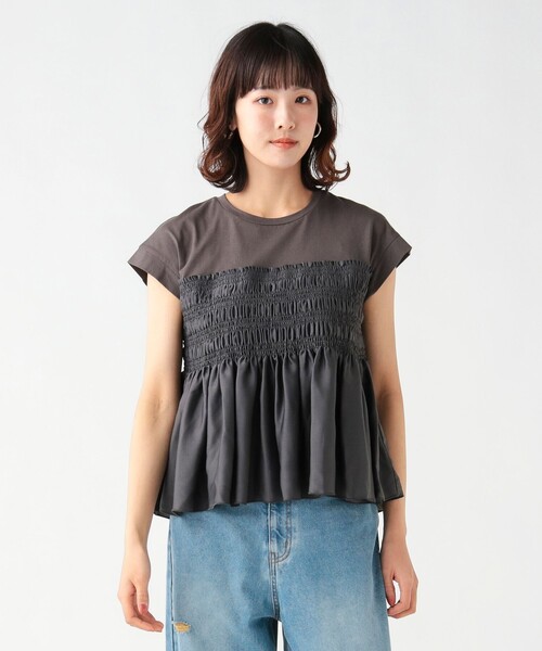 BEAMS HEART(ビームスハート)の「異素材 シャーリング プルオーバー(Tシャツ/カットソー・レディース・ケリーグリーン/チャコールグレー/オフホワイト・FREE)」の3枚目の写真