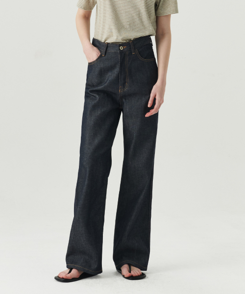 LEVAR(レバー)の「Non-fade Standard Denim - Indigo Black(デニムパンツ・レディース・その他・MEDIUM)」の1枚目の写真