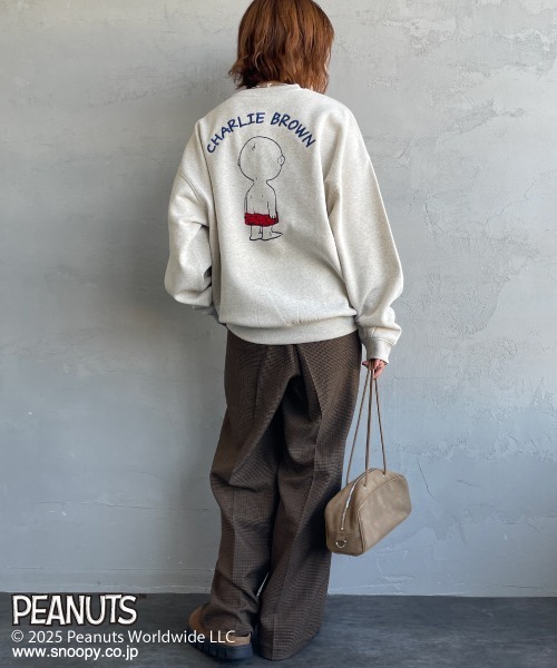 PEANUTS（ピーナッツ）の「[PEANUTS×JEANS FACTORY/ピーナッツ×ジーンズ ファクトリー] 別注 刺繍プリントスウェット / チャーリー・ブラウン（スウェット・レディース・ブラック/グレー/ネイビー・S/M/L）」の7枚目の写真